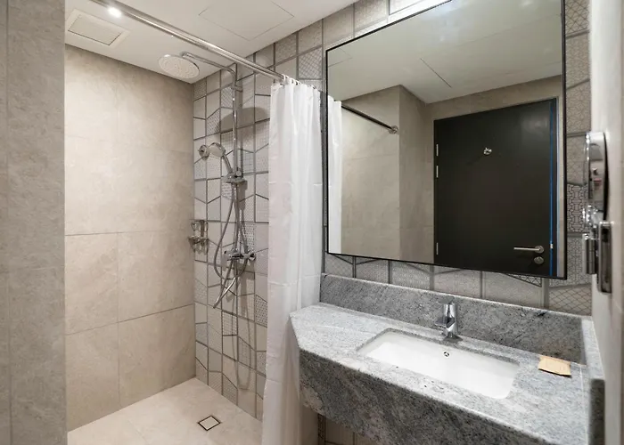 호텔 Mercure Mactan Cebu 4*
