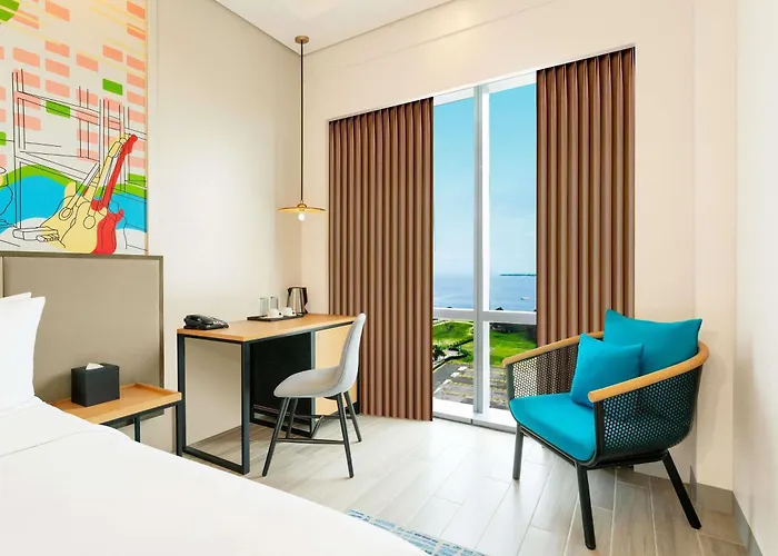 Mercure Mactan Cebu Отель 4*